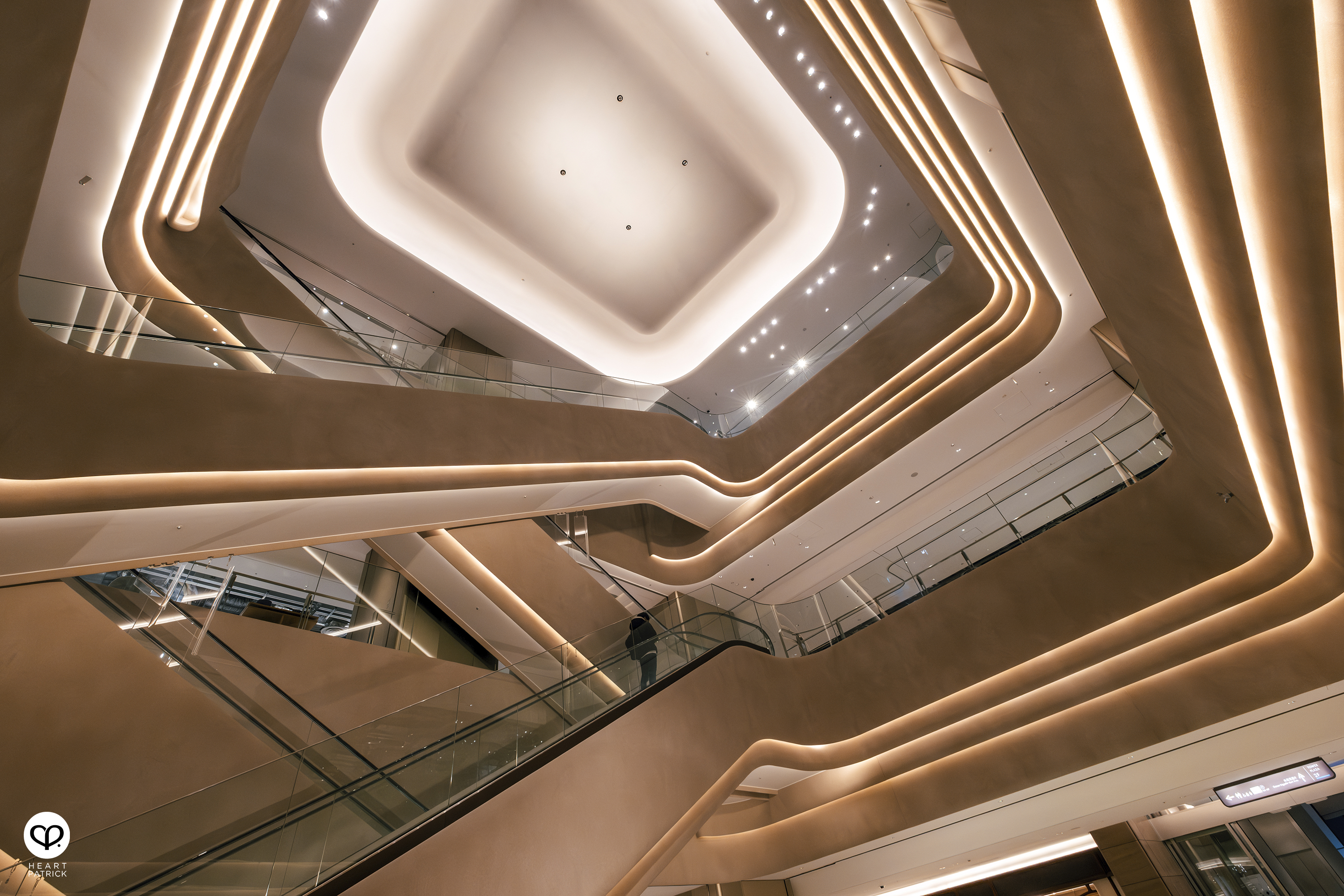 heartpatrick architecture street photography tokyo japan