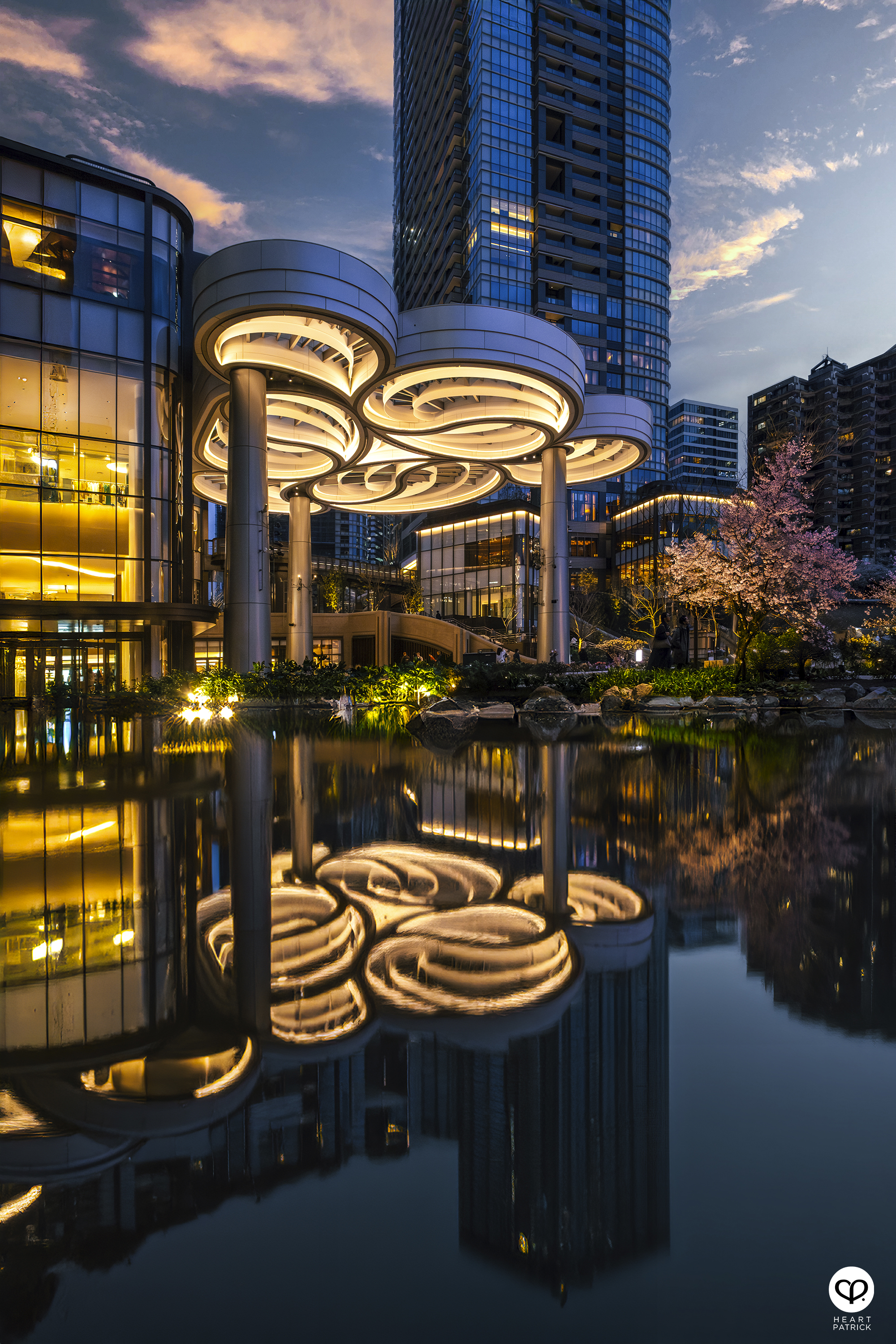 heartpatrick architecture street photography tokyo japan