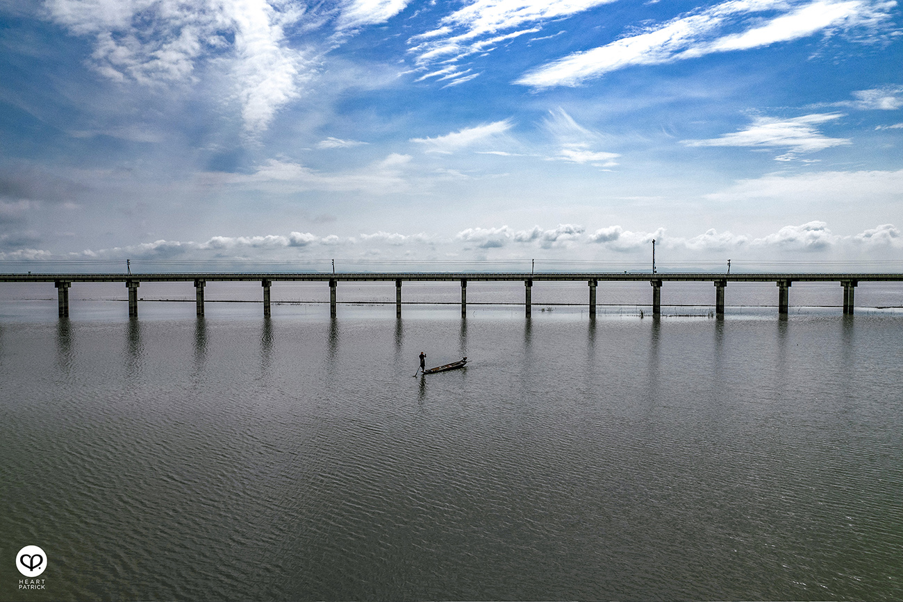 heartpatrick travel portraits floating railway khok salung train lop buri thailand