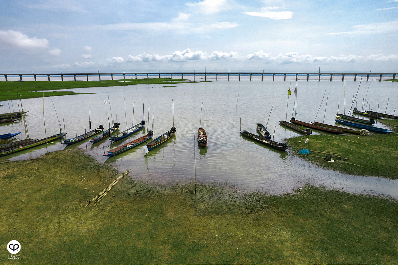 heartpatrick travel portraits floating railway khok salung train lop buri thailand
