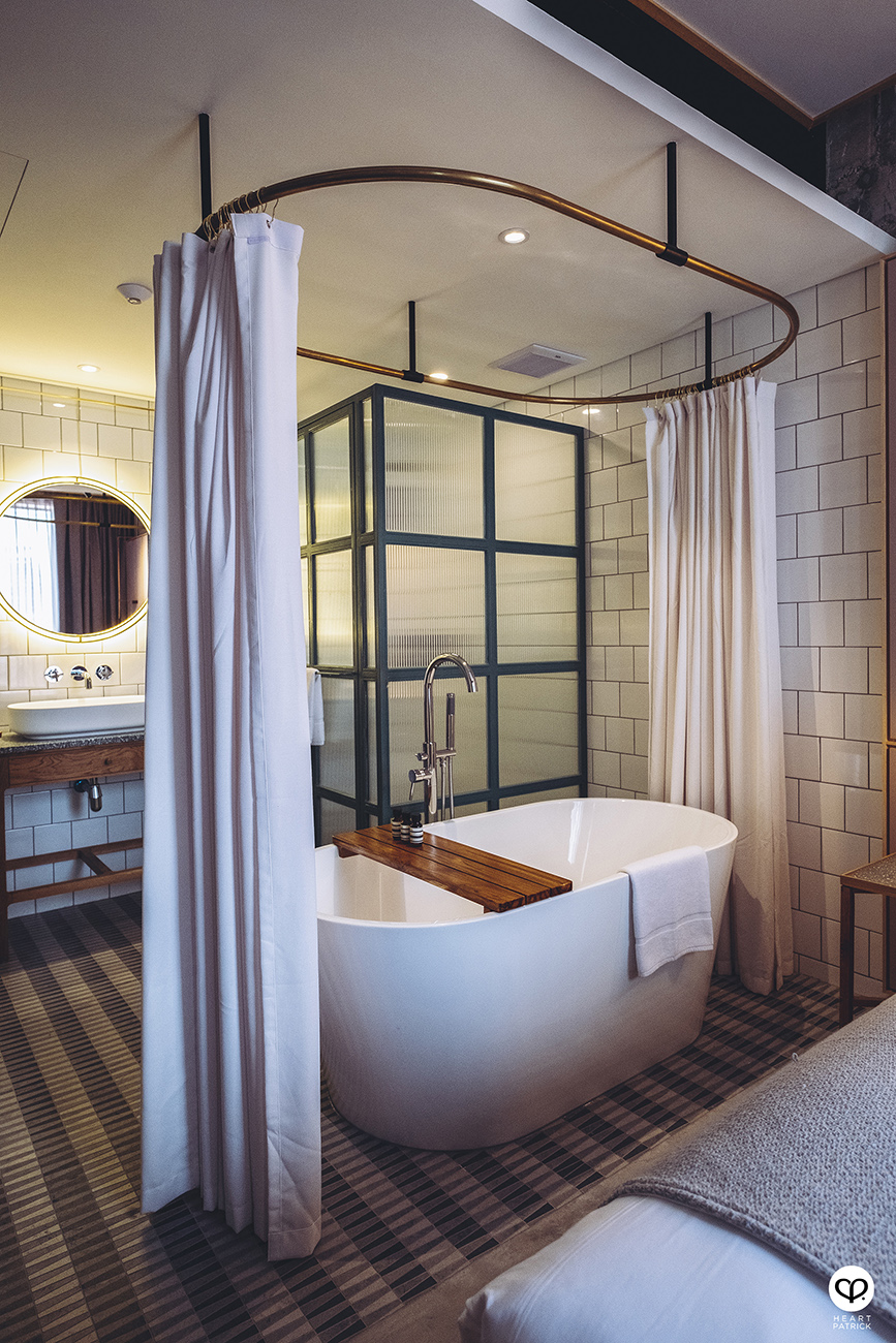 heartpatrick urban exploring street photography interior photography Kloe Hotel bukit bintang