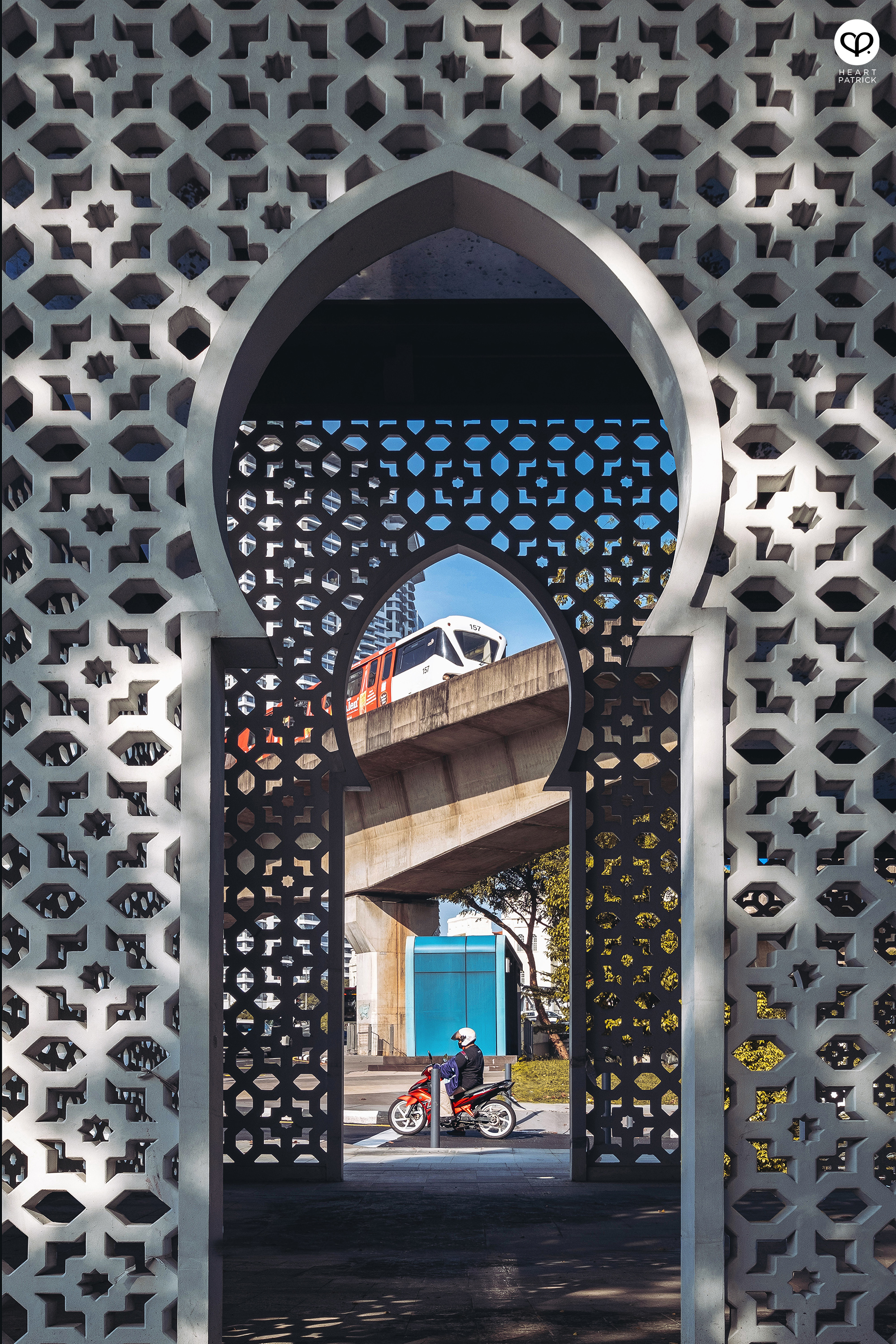 heartpatrick urban exploring street photography kuala lumpur malaysia