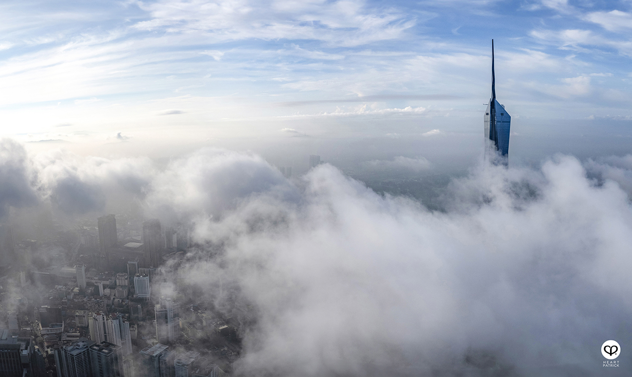 heartpatrick urban exploring aerial photography kuala lumpur malaysia in the clouds petronas twin towers kl tower merdeka pnb118 trx