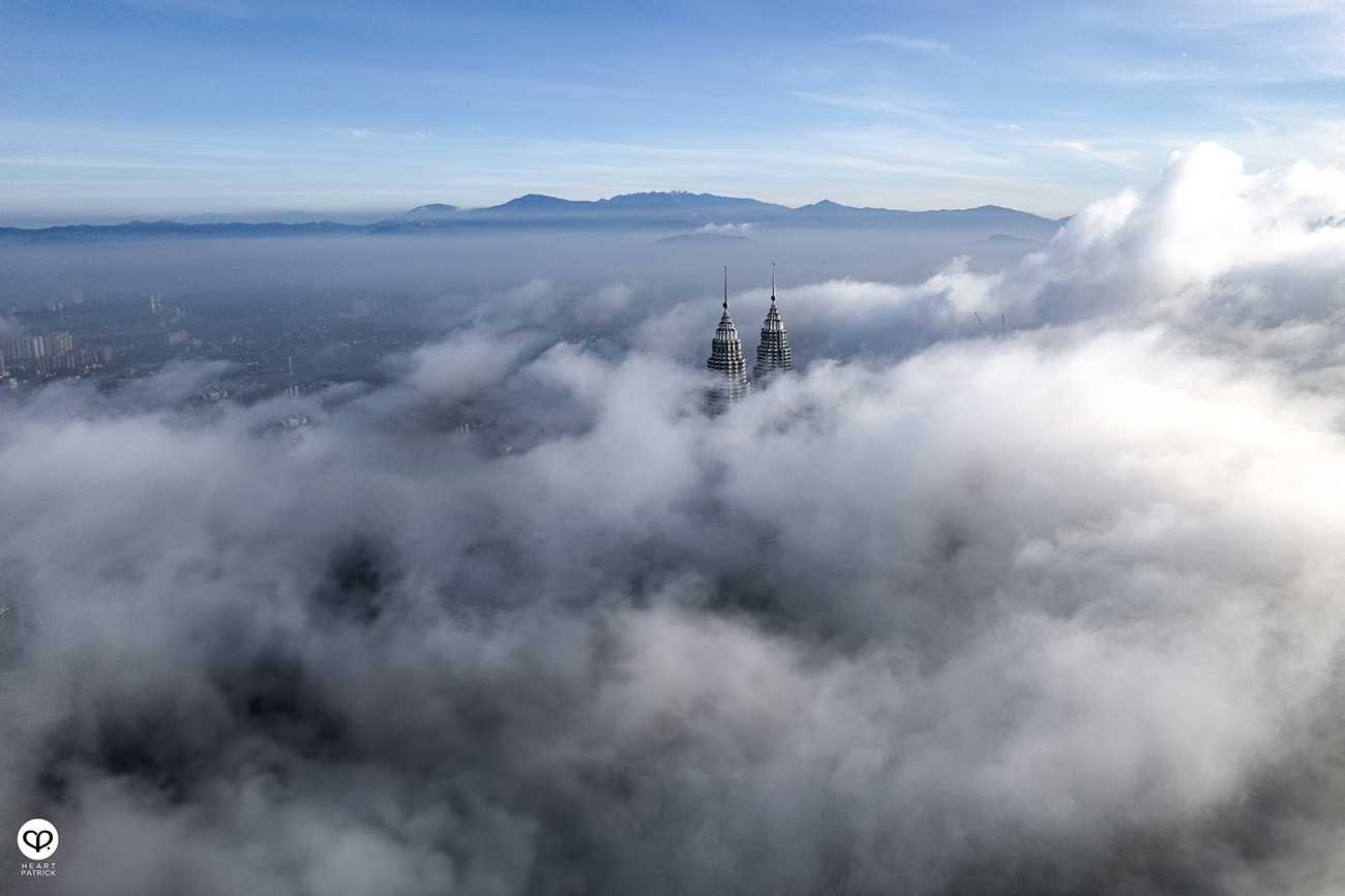 heartpatrick urban exploring aerial photography kuala lumpur malaysia in the clouds petronas twin towers kl tower merdeka pnb118 trx