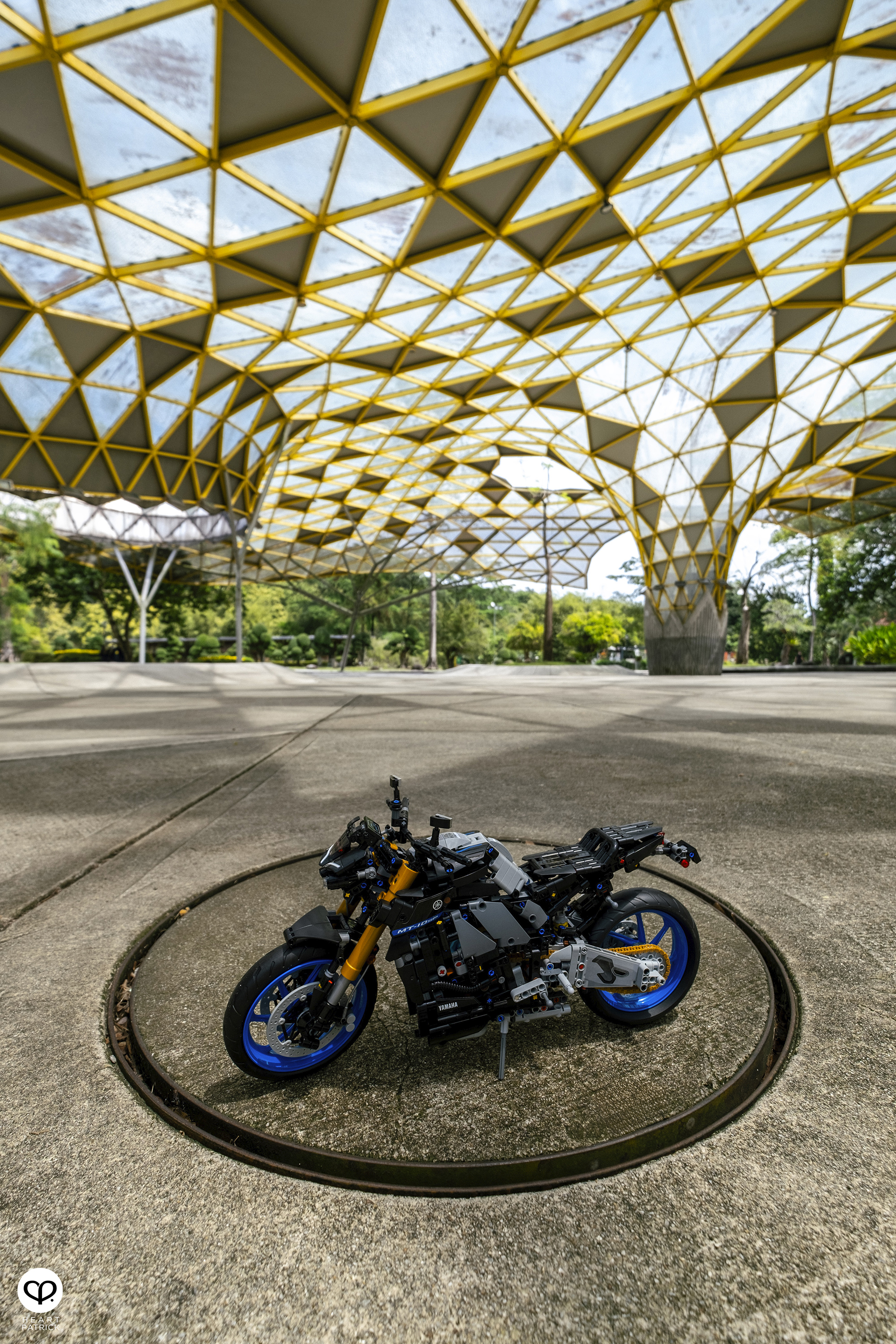 heartpatrick malaysia street miniature product photography lego technic yamaha MT10sp