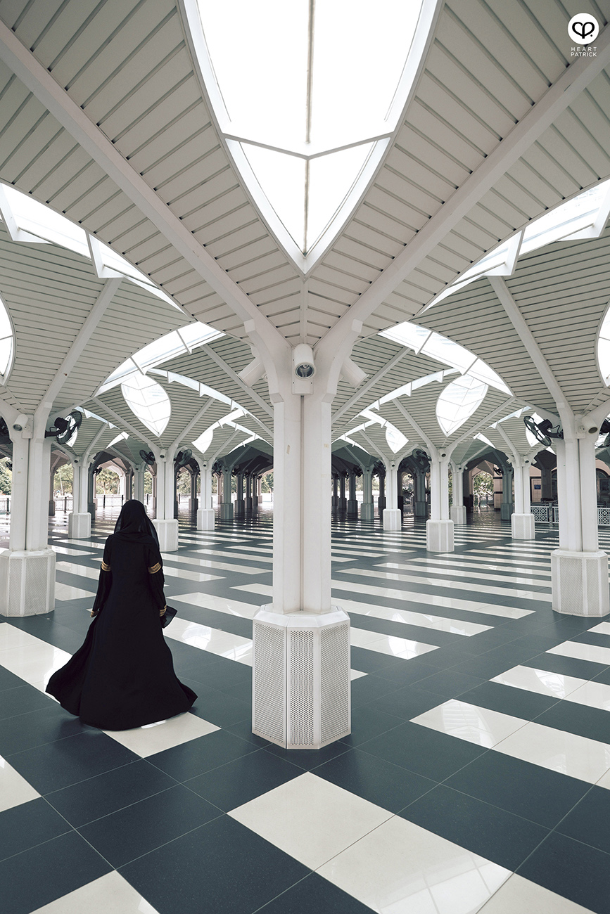 heartpatrick urban exploring portraits masjid asy syakirin klcc kuala lumpur