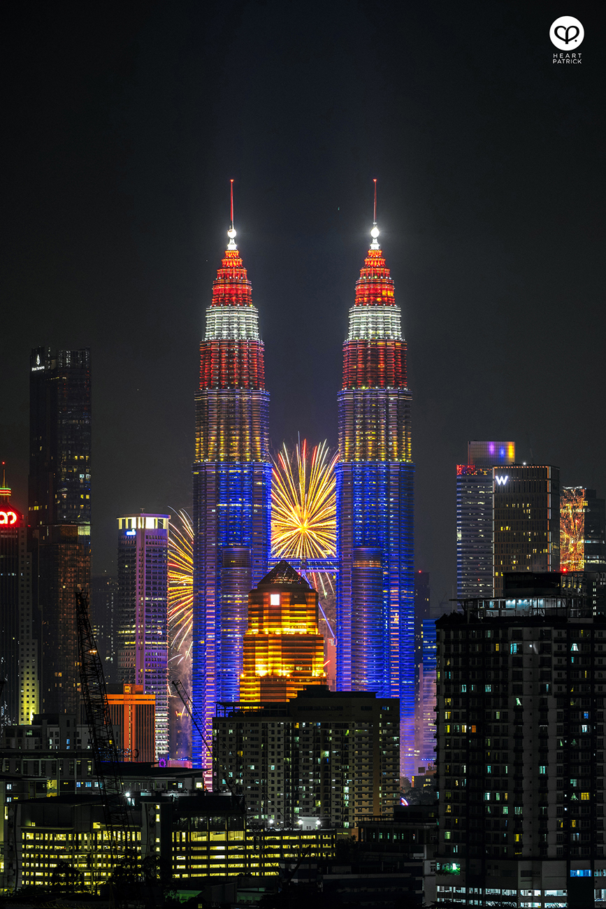 heartpatrick kuala lumpur petronas twin towers merdeka 2023 fireworks