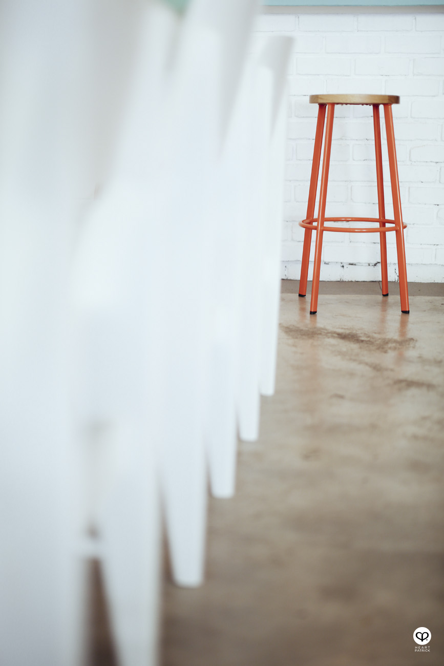 milligram caf� eatery taman mayang jaya kuala lumpur industrial vintage furniture clean minimalist