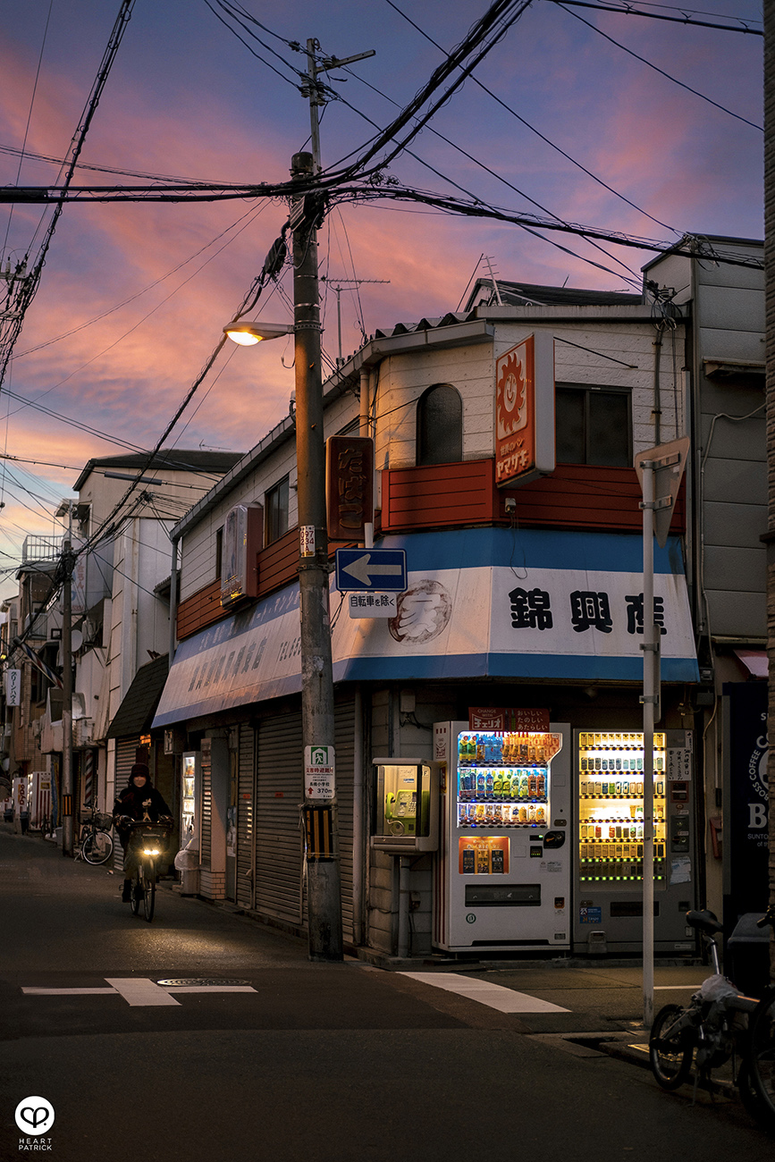 heartpatrick travel osaka japan evening street photography