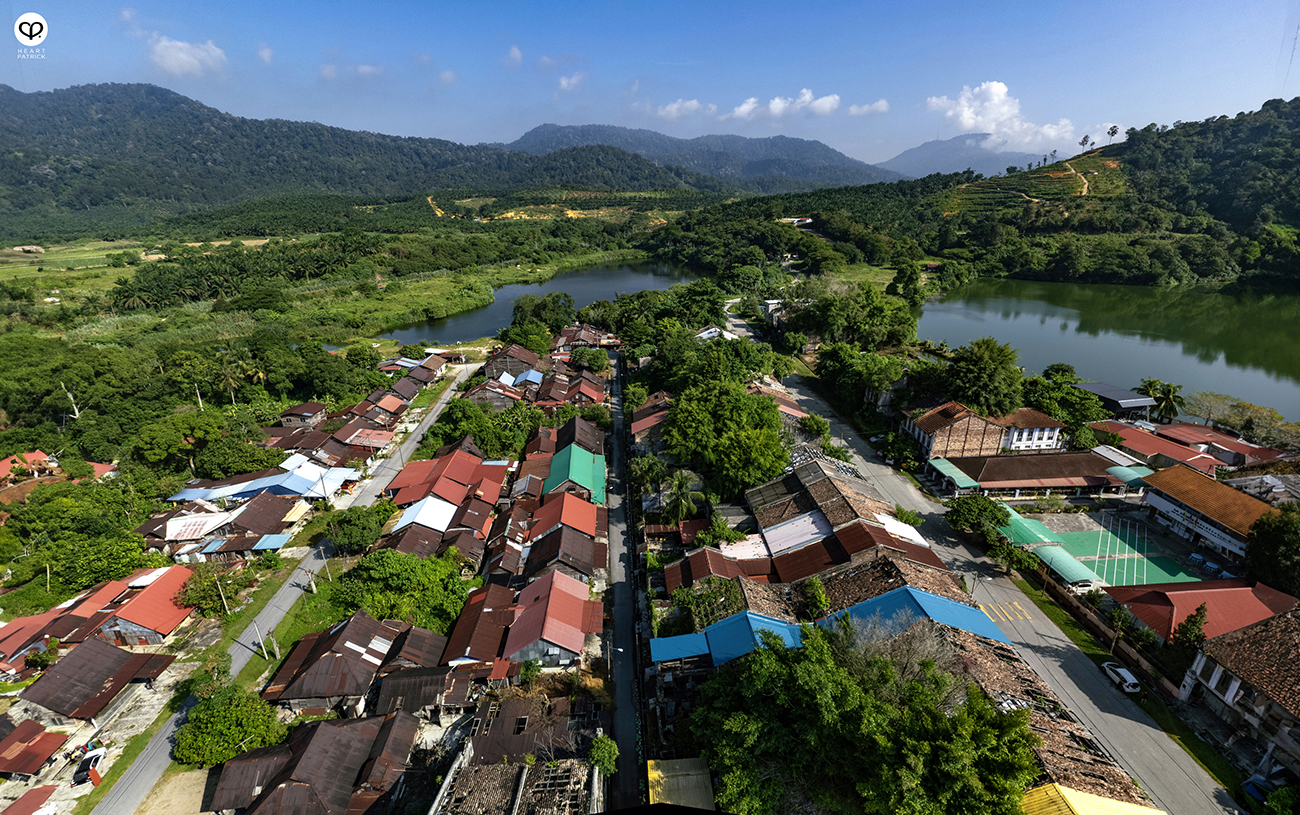 heartpatrick papan pusing perak abandoned town malaysia