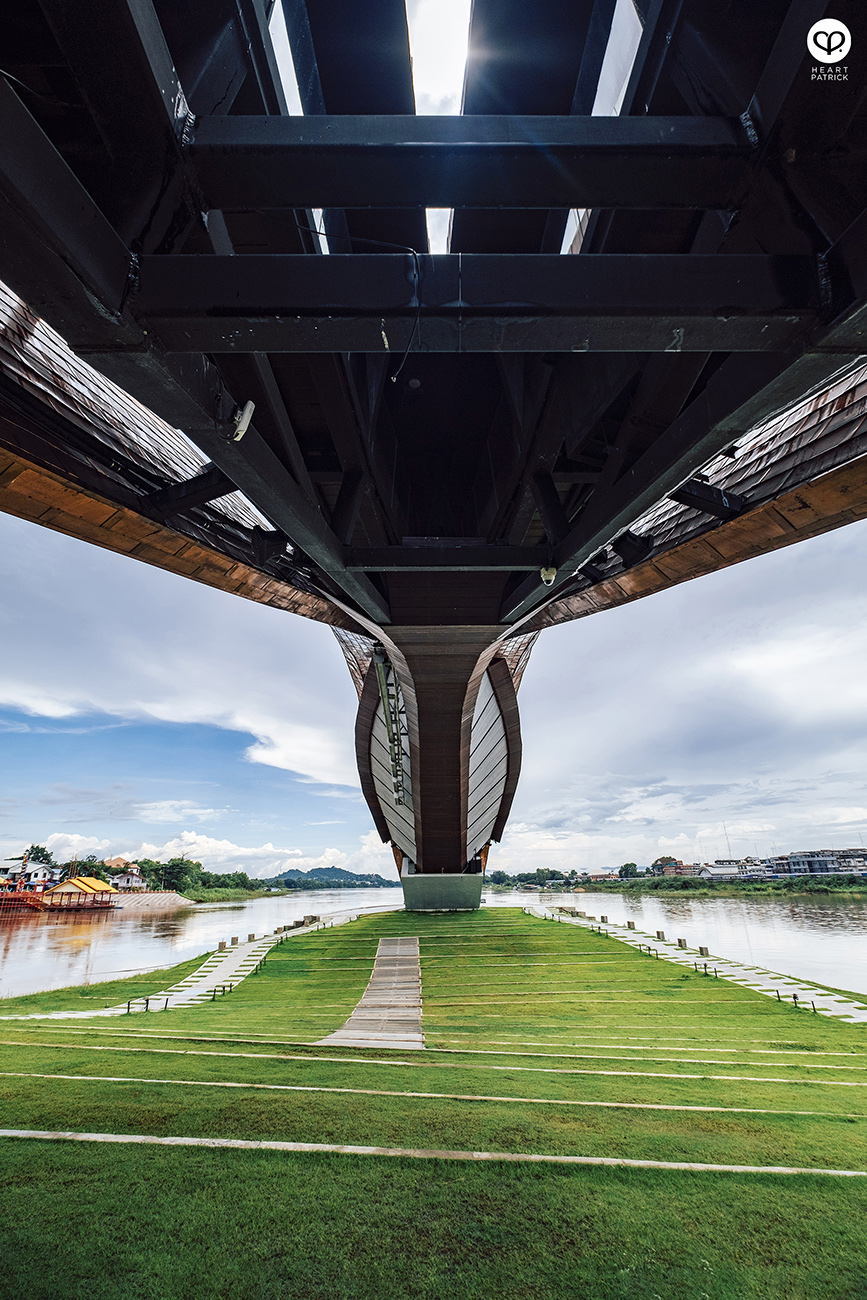 heartpatrick pasan park nakhon sawan thailand