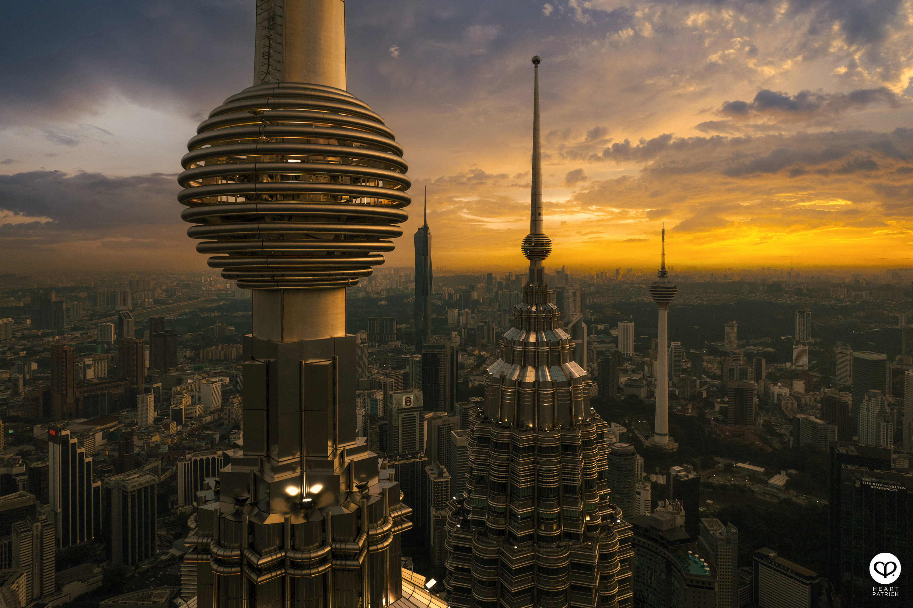 heartpatrick architecture photography kuala lumpur malaysia petronas twin towers street photography
