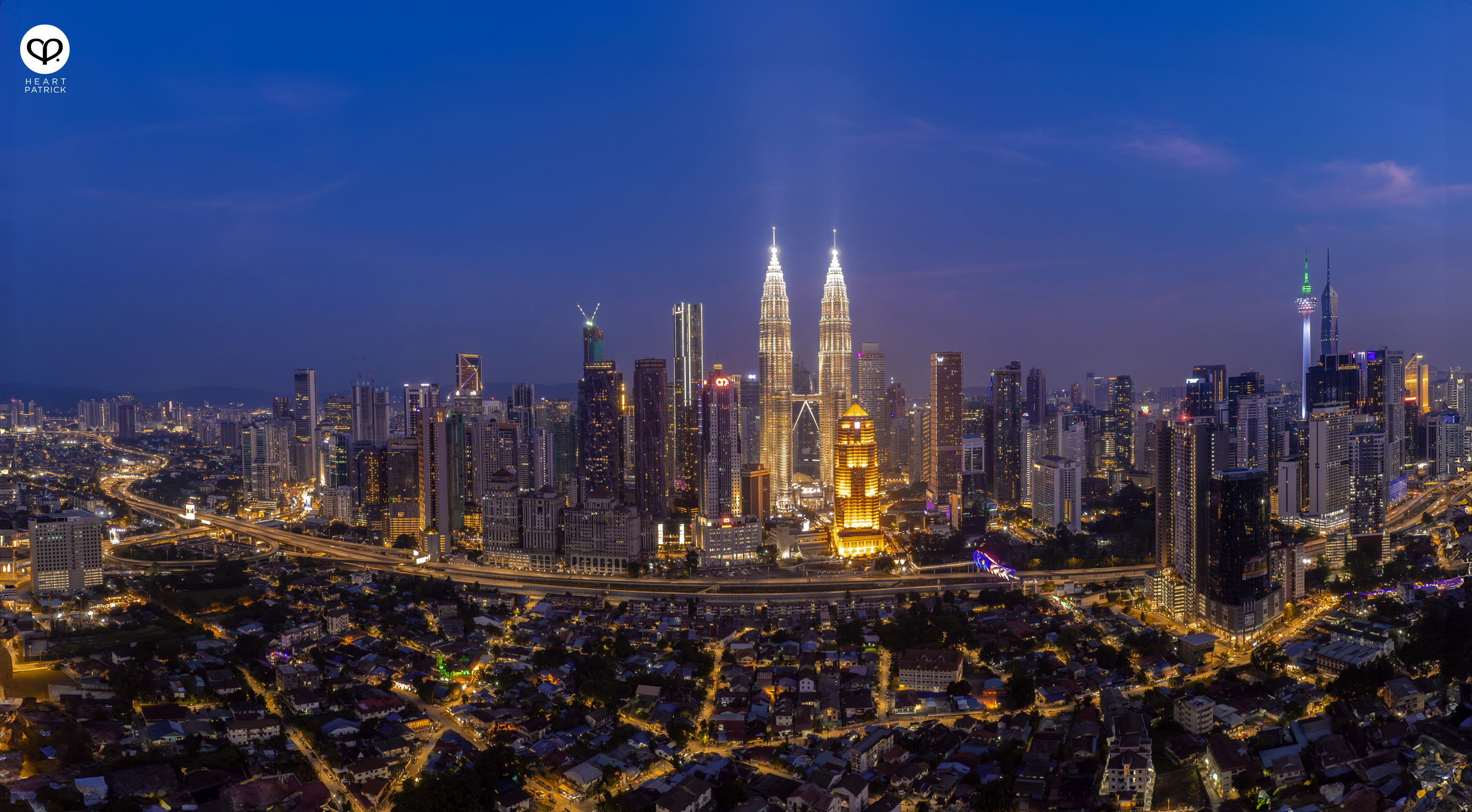 heartpatrick architecture photography kuala lumpur malaysia petronas twin towers street photography