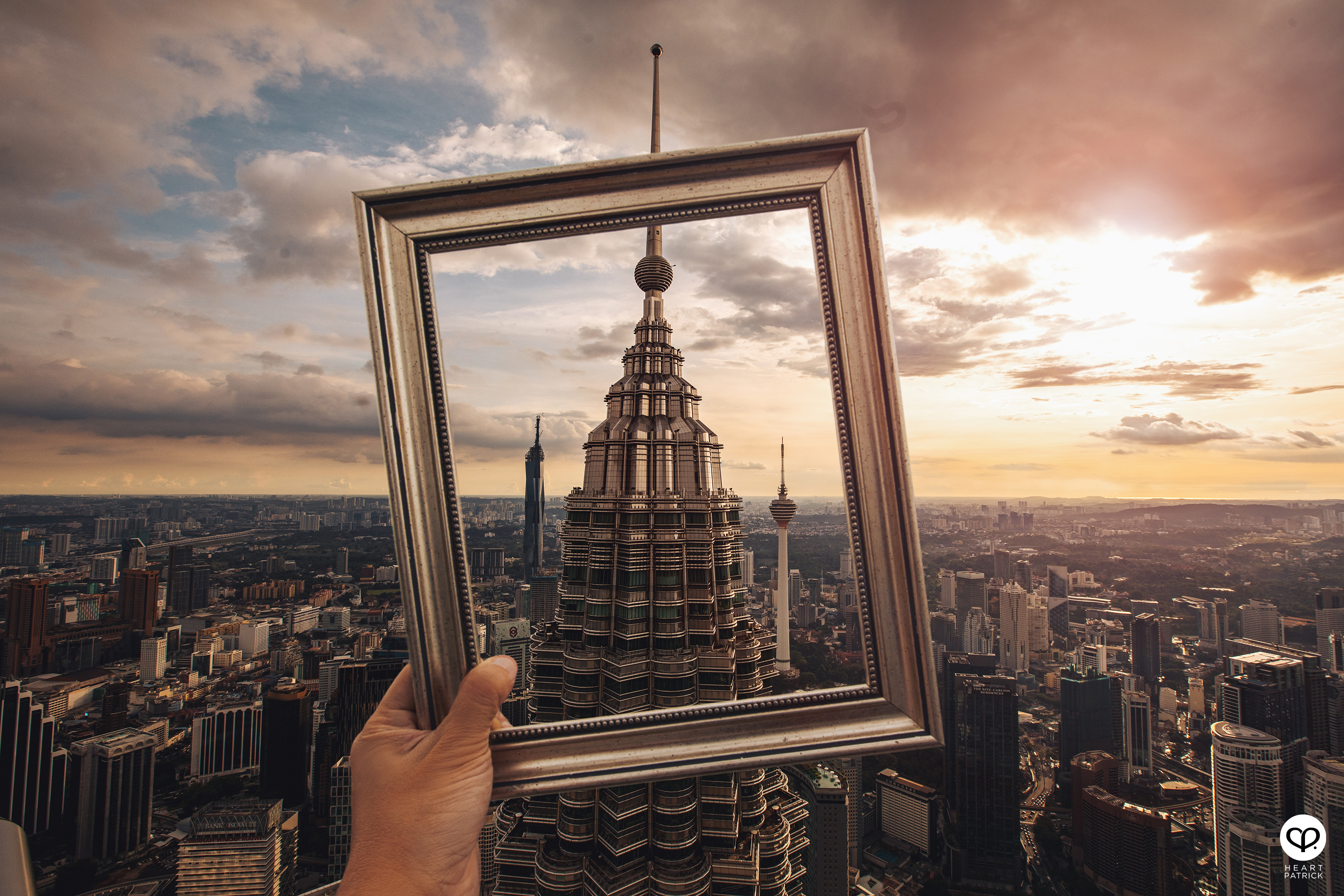 heartpatrick architecture photography kuala lumpur malaysia petronas twin towers street photography