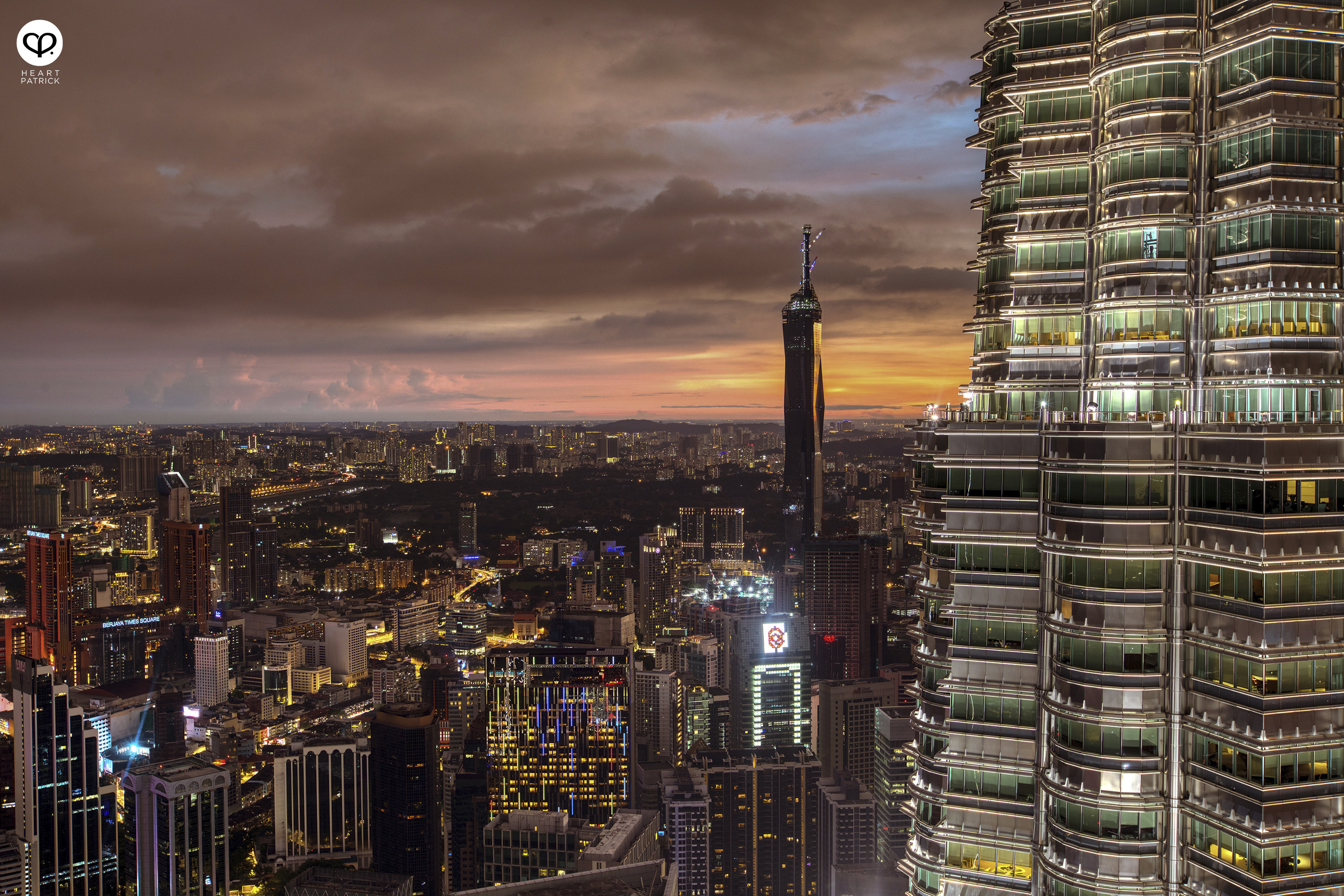 heartpatrick architecture photography kuala lumpur malaysia petronas twin towers street photography