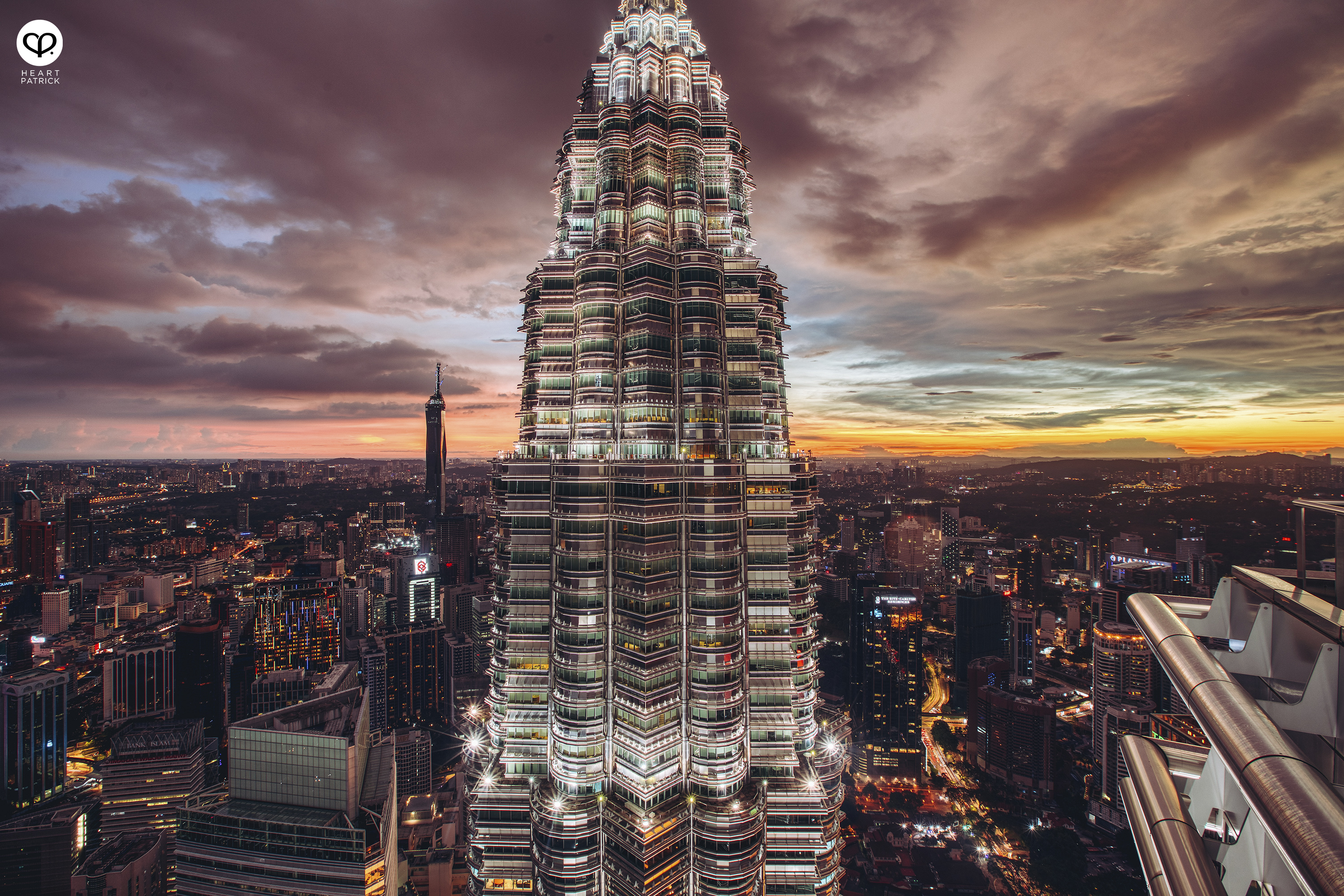 heartpatrick architecture photography kuala lumpur malaysia petronas twin towers street photography