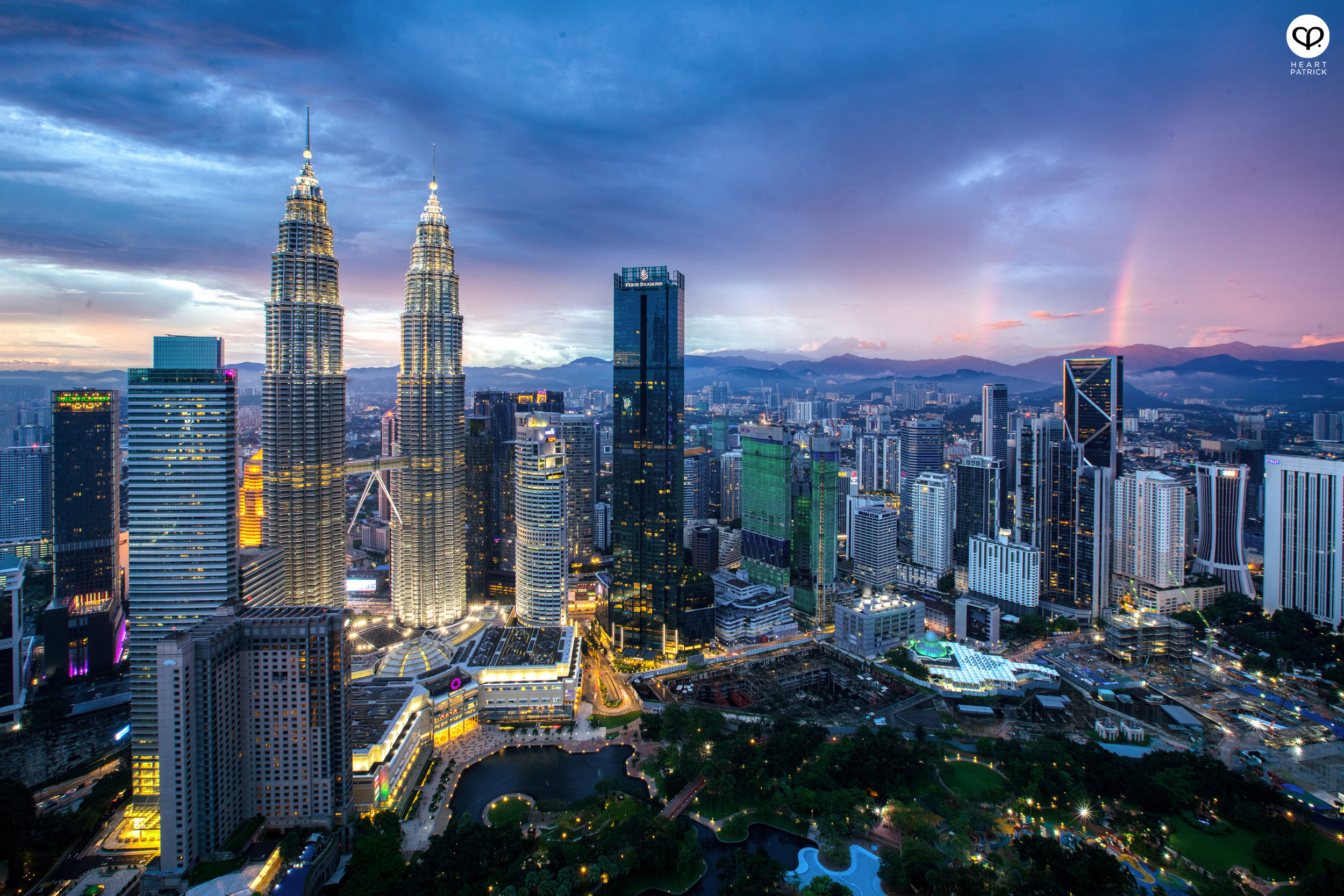 heartpatrick architecture photography kuala lumpur malaysia petronas twin towers street photography
