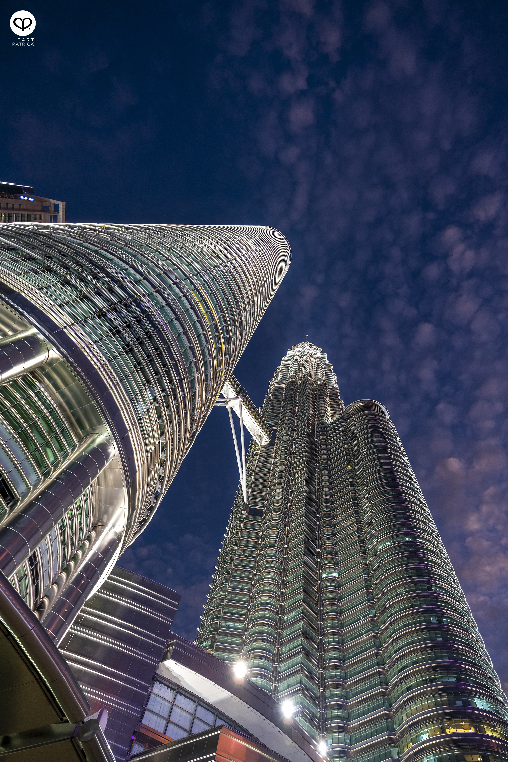heartpatrick architecture photography kuala lumpur malaysia petronas twin towers street photography