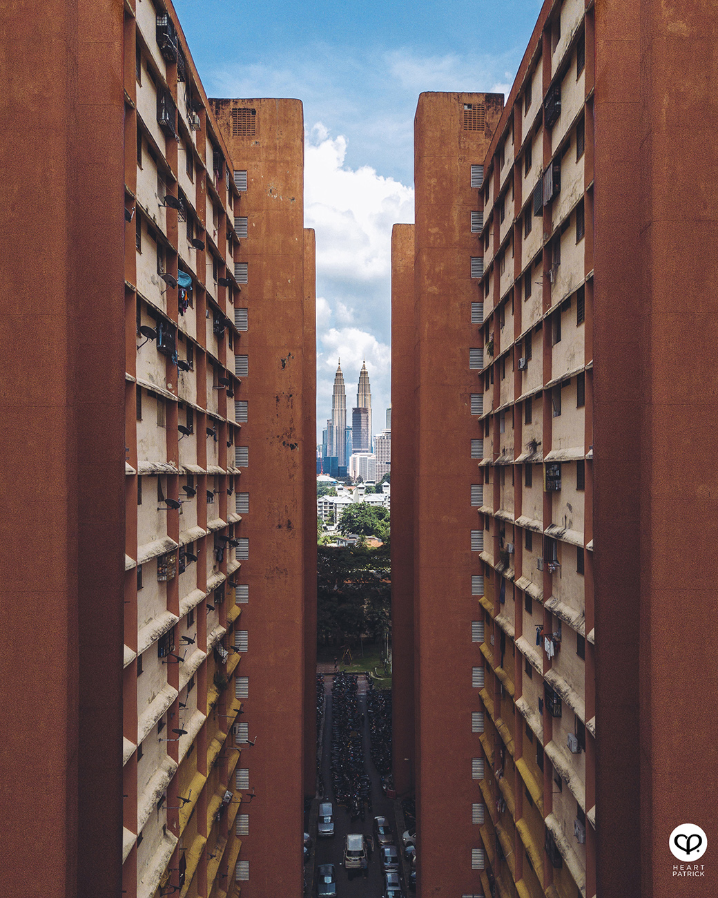 heartpatrick urban exploring street photography petronas twin towers klcc kuala lumpur