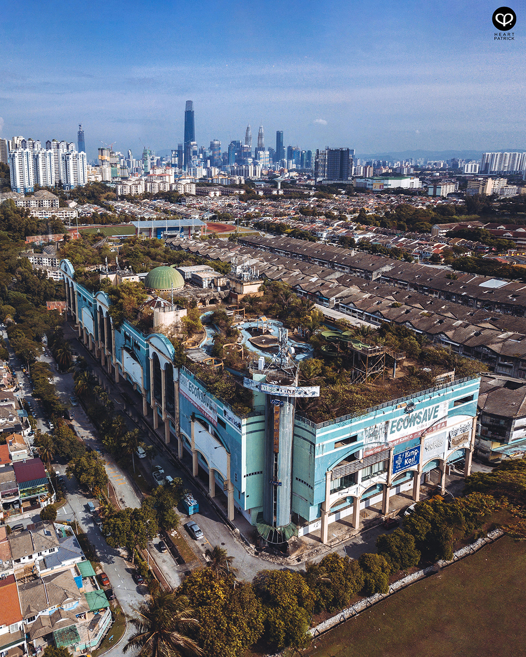 heartpatrick urban exploring safari lagoon abandoned water themepark pandan perdana kuala lumpur
