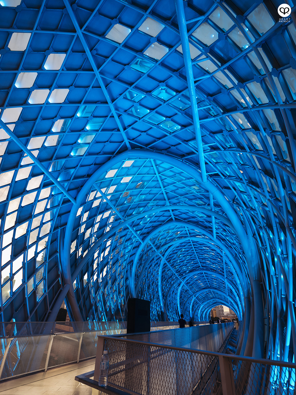 heartpatrick urban exploring architecture aerial photography saloma link bridge klcc veritas architects