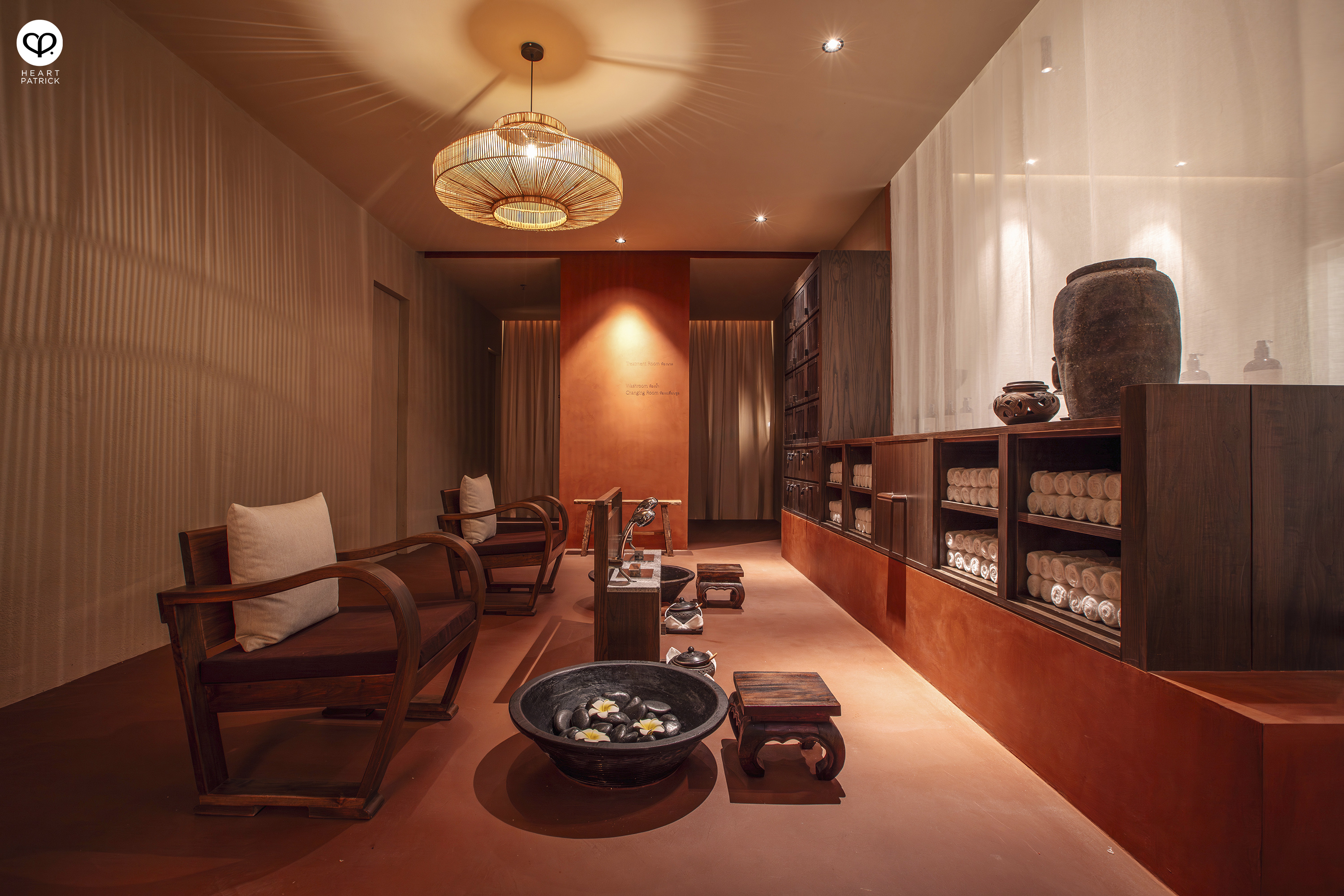 heartpatrick malaysia kuala lumpur interior portrait photography thai odyssey datum jelatek mall