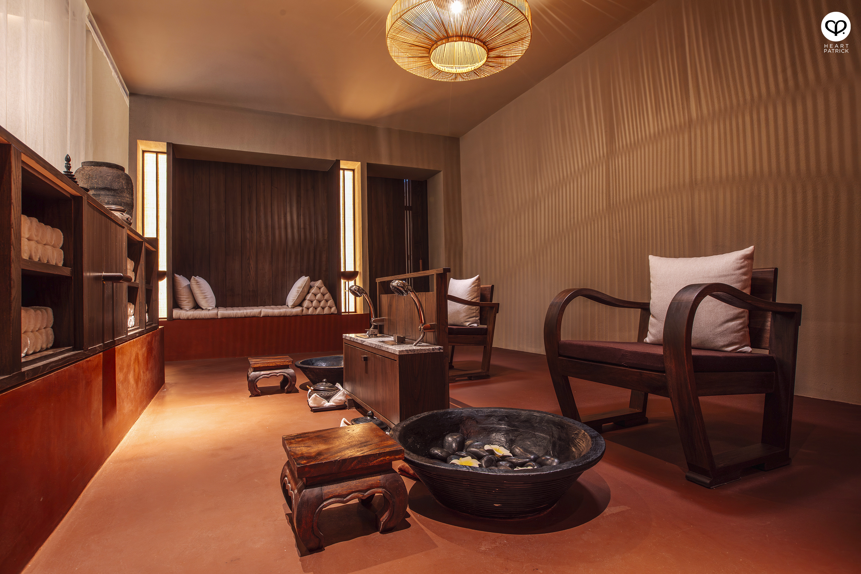 heartpatrick malaysia kuala lumpur interior portrait photography thai odyssey datum jelatek mall