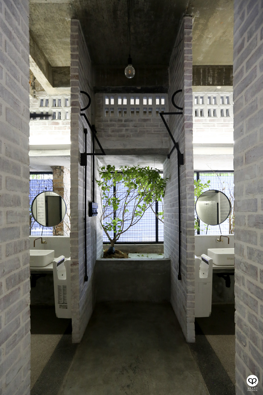 the row butter and beans leagure of captains