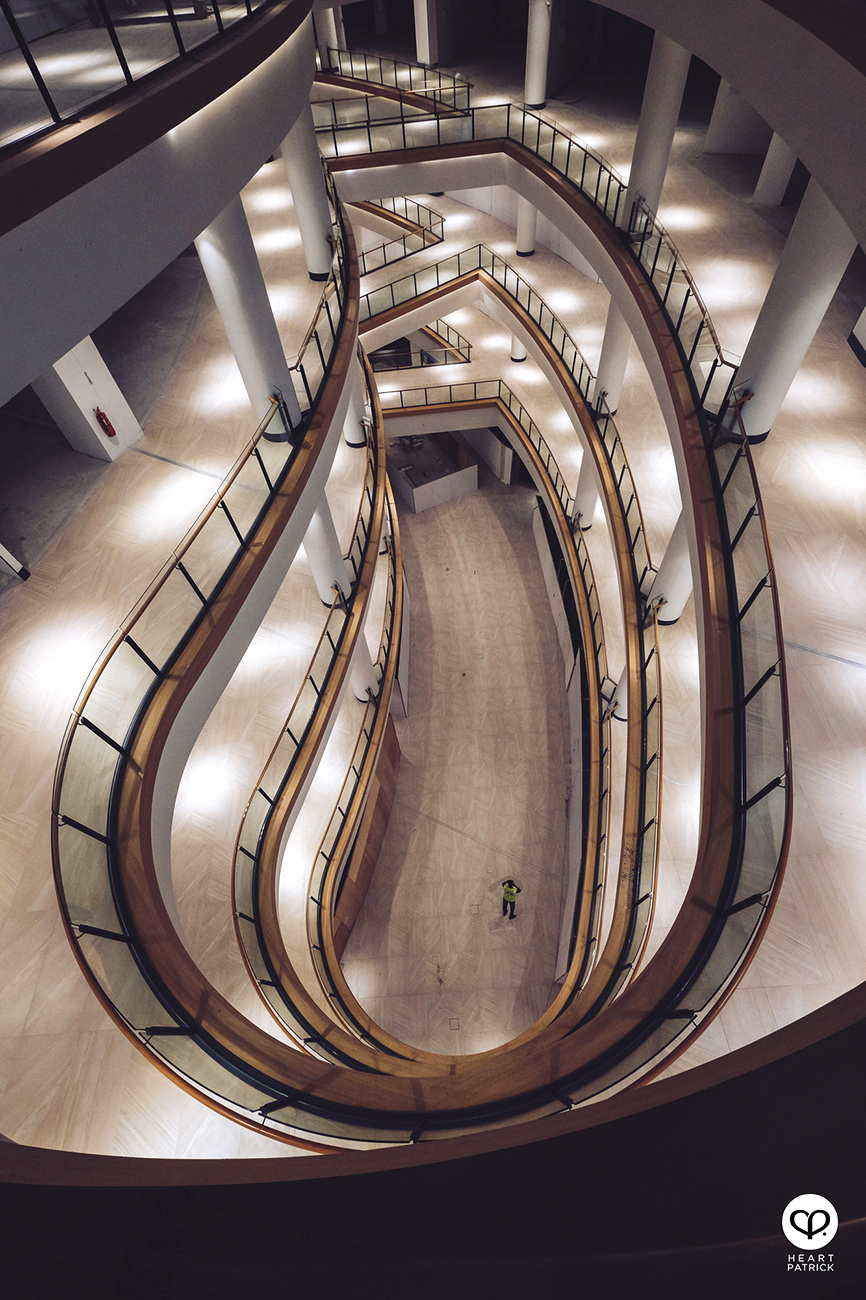 heartpatrick urban exploring tropicana gardens mall kota damansara