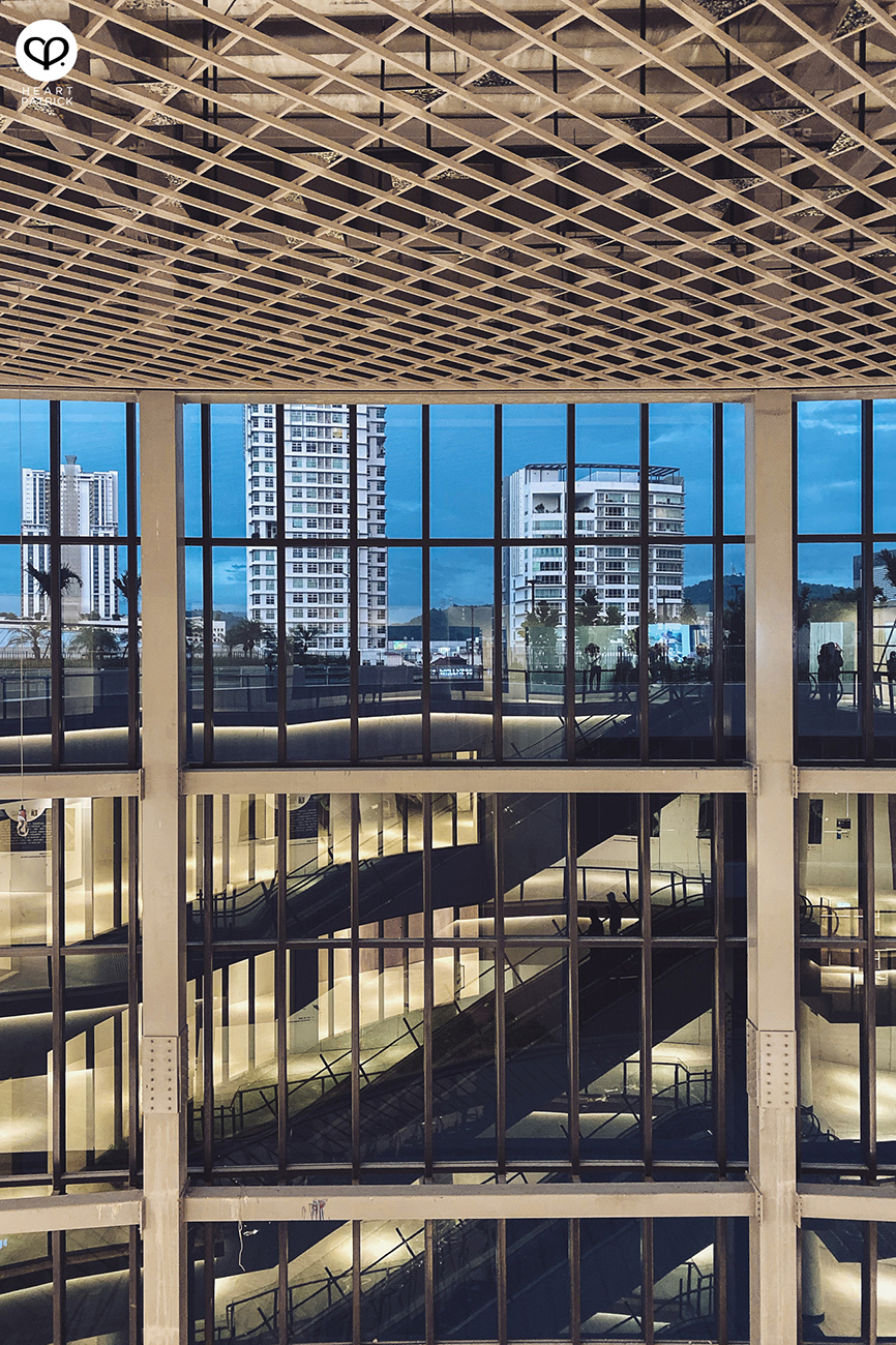 heartpatrick urban exploring tropicana gardens mall kota damansara