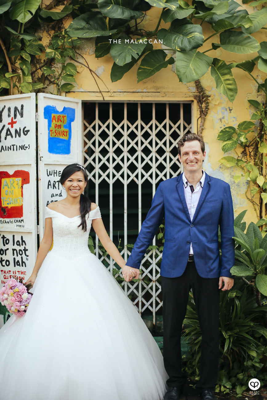 prewedding portrait photography malacca melaka jonker stadthuys heritage orang utan house