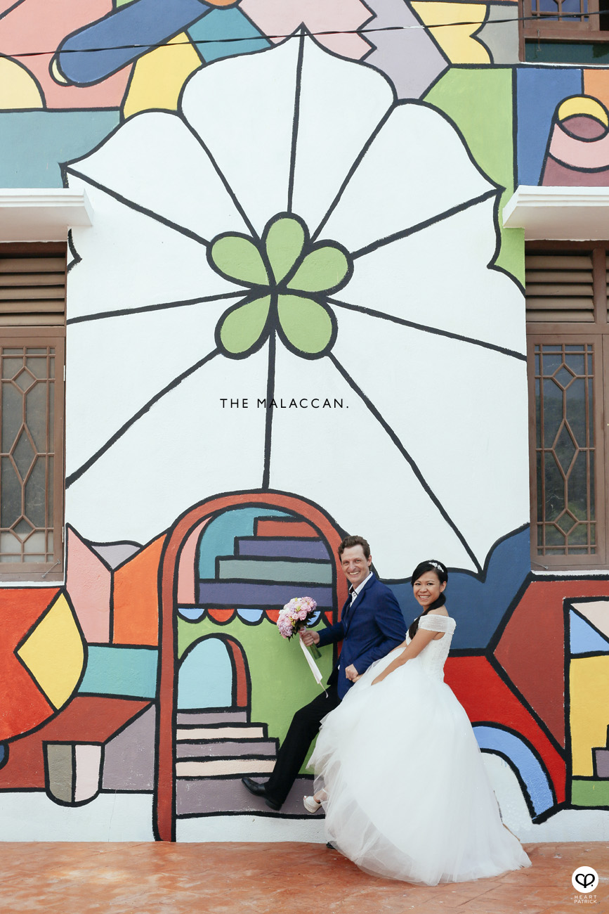 prewedding portrait photography malacca melaka jonker stadthuys heritage wall mural painting