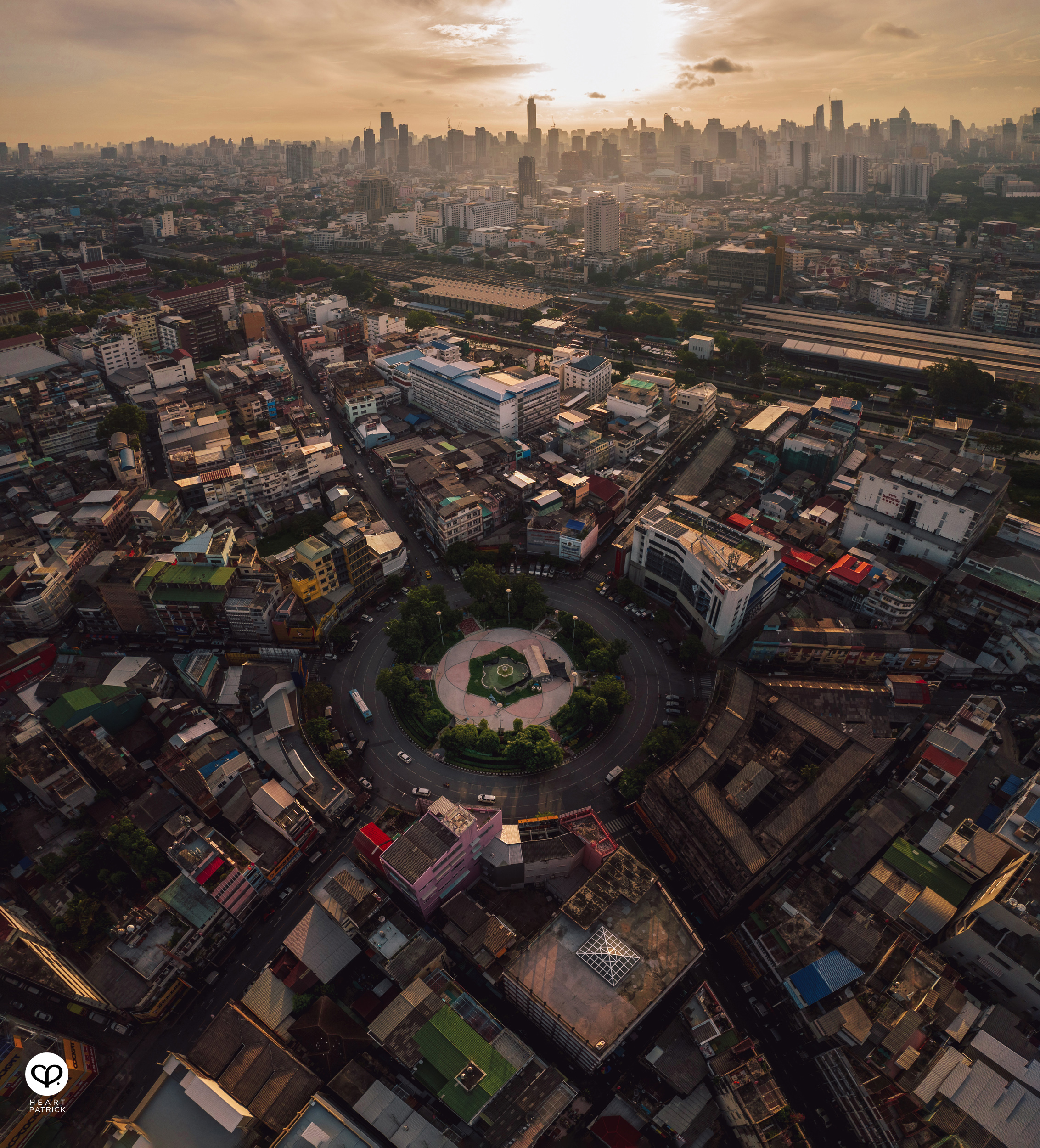 heartpatrick travel street photography yaowarat chinatown bangkok thailand